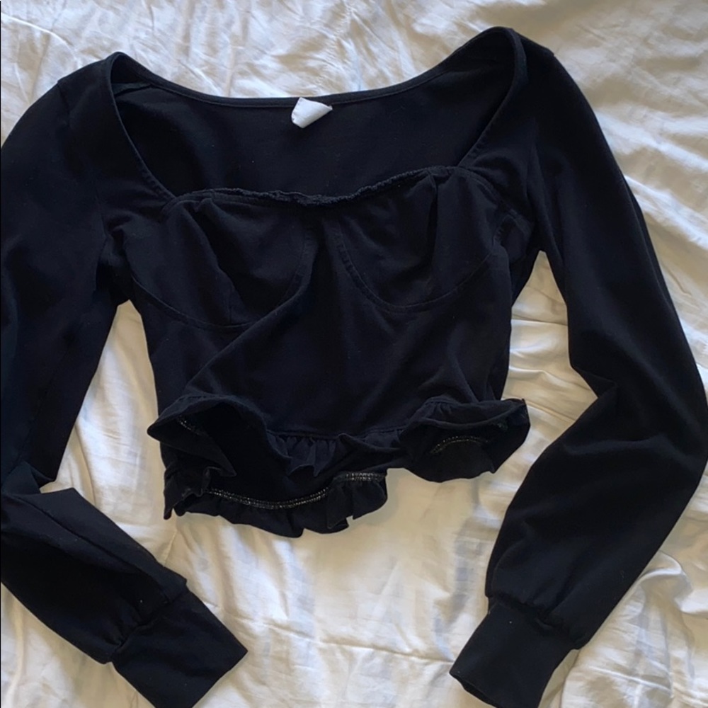 black cropped long sleeve